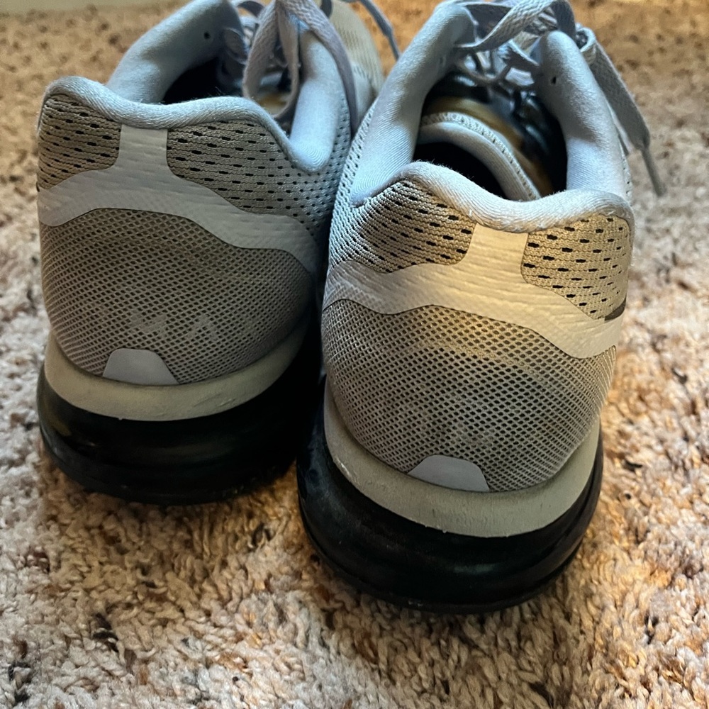 Nike air max gray and black size 14